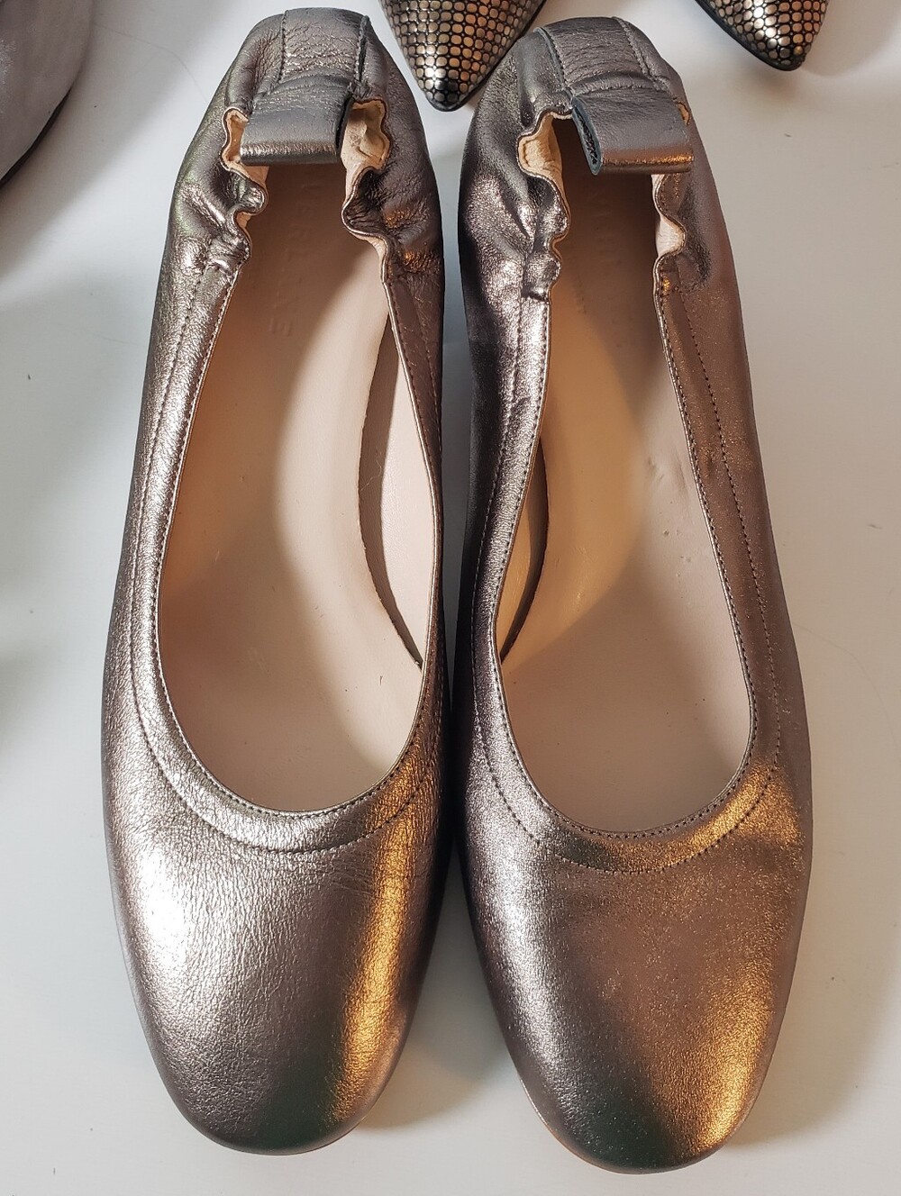 Everlane The Day Heel Metallic Gold Balletcore Block Heels 9 Almond Toe Classic